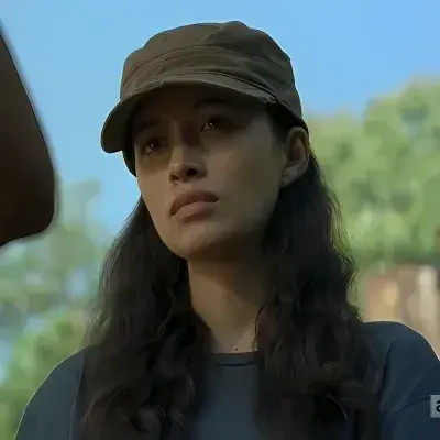 DaftlyBus2369의 Rosita Espinosa