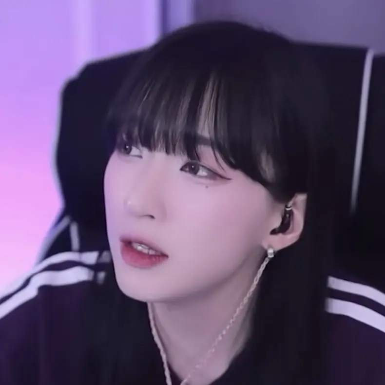 SneakyPan2627의 쿠빈