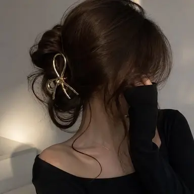 Profile image of Ivy.
