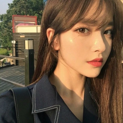 김지은