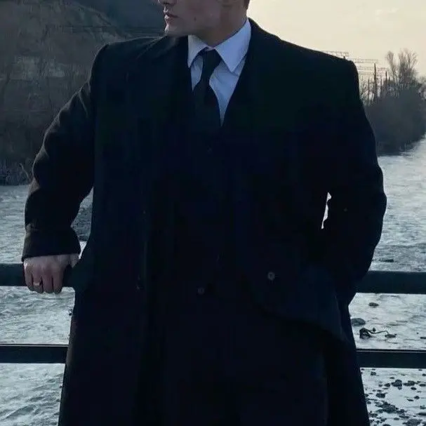 aurigacmakez의 Russian Mafia Husband