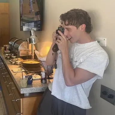 Profile image of Dennis