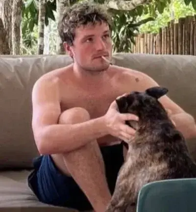 LovedPin3892의 Josh Hutcherson