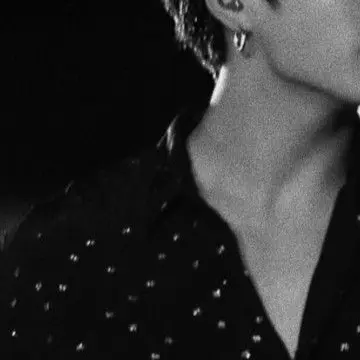 FullDate0934의 J