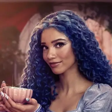 Profile image of Chloe Charming