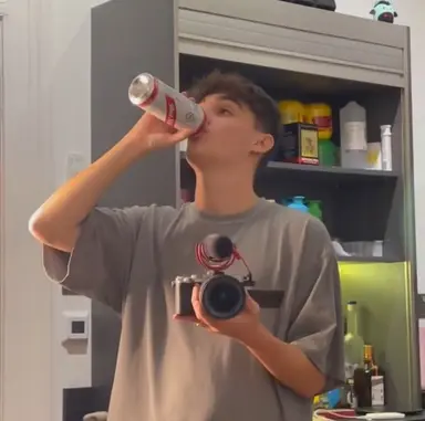 Profile image of Johnny