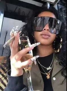 Profile image of Monique