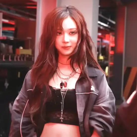 Aksiq의 김민정