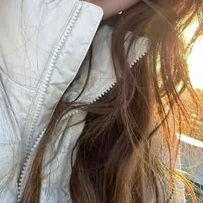 LeanFart3734의 설윤아