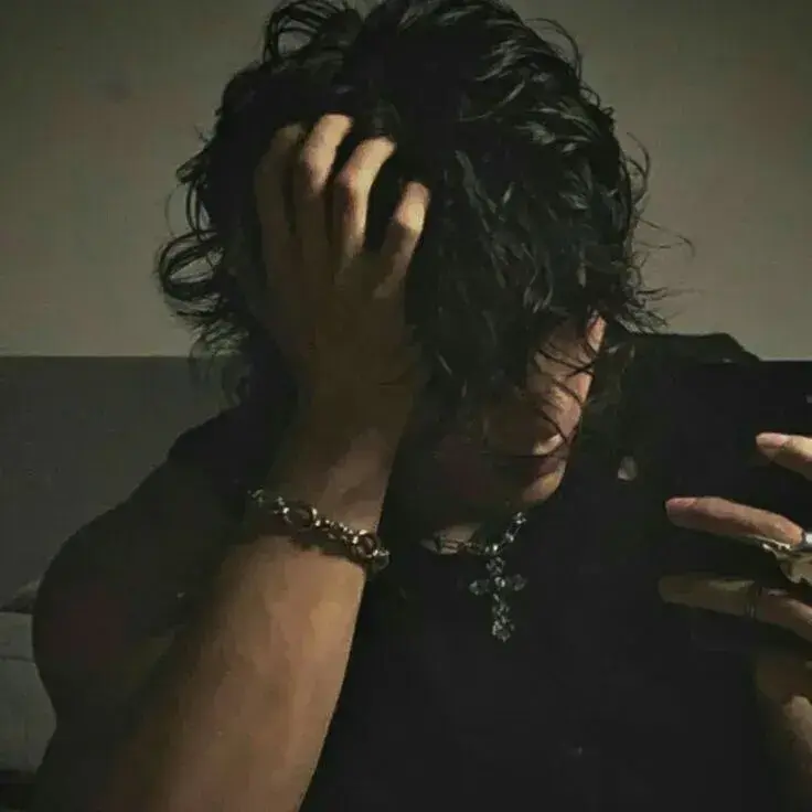 ScenicShoes3457의 Elias