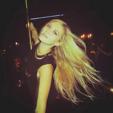 Profile image of Chloe Tainer