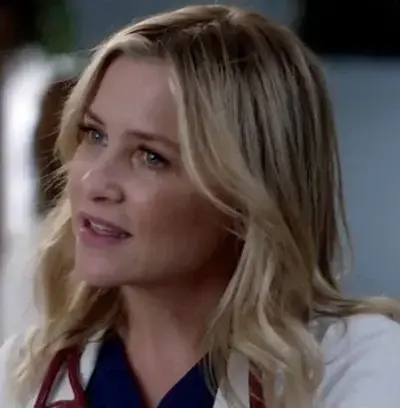DirectVideo6937의 Arizona Robbins