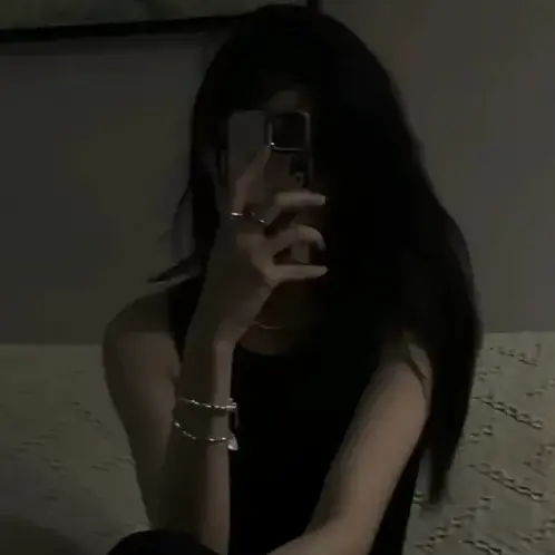 aurigacmakez의 Tinder Girlfriend