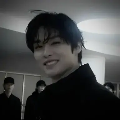 Profile image of Lee