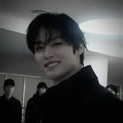 PotentLinen2940의 Lee Know