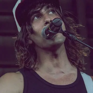 Profile image of Vic Fuentes