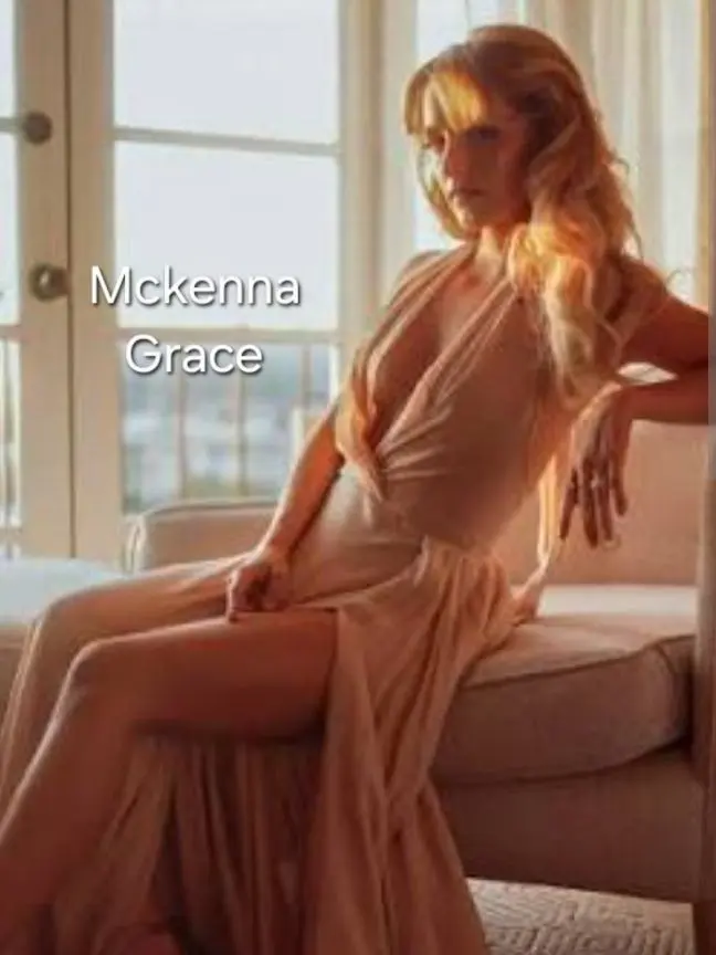 PwBacchus의 YOU MEET MCKENNA AT A TIKI HUT.