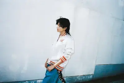 LightQuill8796의 Taehyung schoolmate