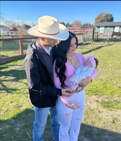 GrimChoke6802의 MarriedWoman