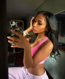 Profile image of Nadia