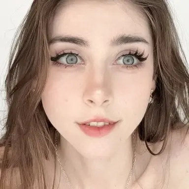Profile image of Lexi