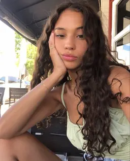 Profile image of Eleanor
