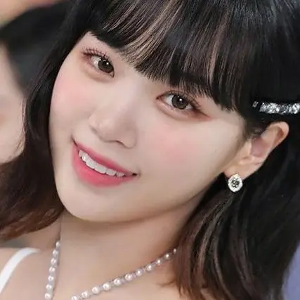 QuickAwake3358의 김채원