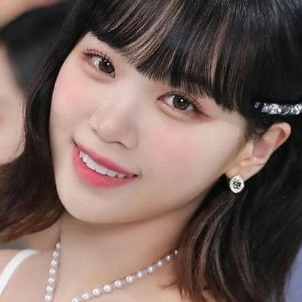 김채원