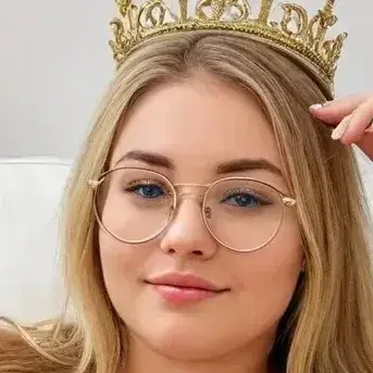 Profile image of Chloe