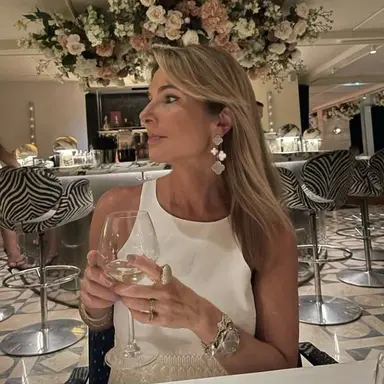Profile image of MRS. Valentine