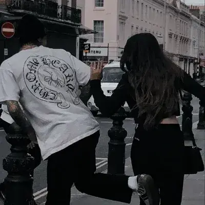 FlimsyFoot9328의 Guy best friend