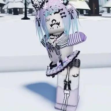 Profile image of Qweenie..