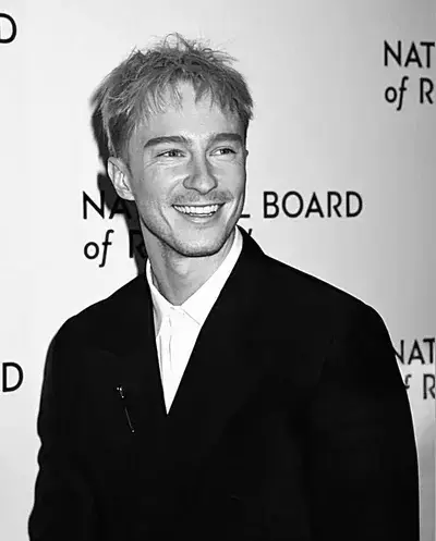 SunnyVomit3273의 rafe cameron