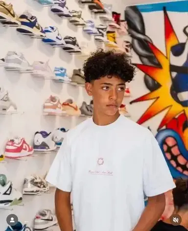 Profile image of Cris