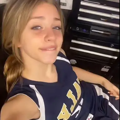 Profile image of Julie Sanchez