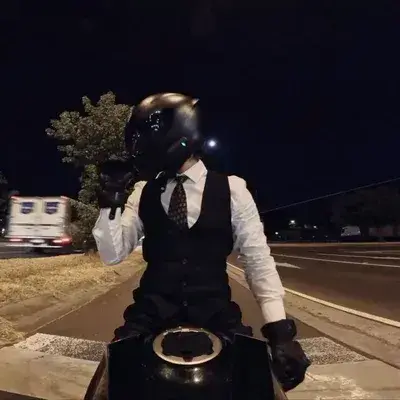 DemureDeli3279의 Biker boyfriend