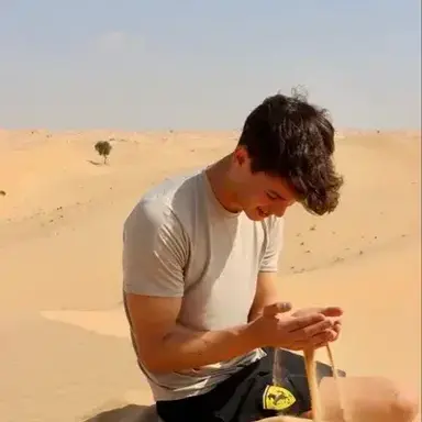 Profile image of Leo Vance