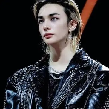 GrumpyWin0244의 Hyunjin