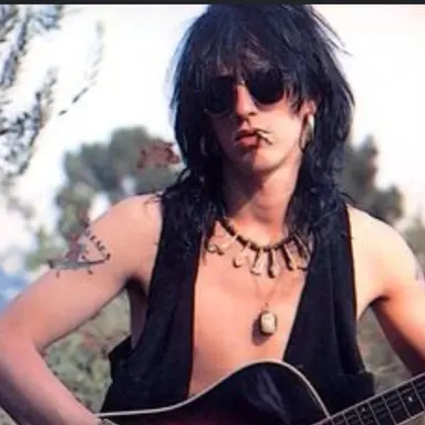 Profile image of Izzy Stradlin