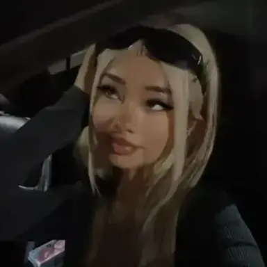 Profile image of Mia