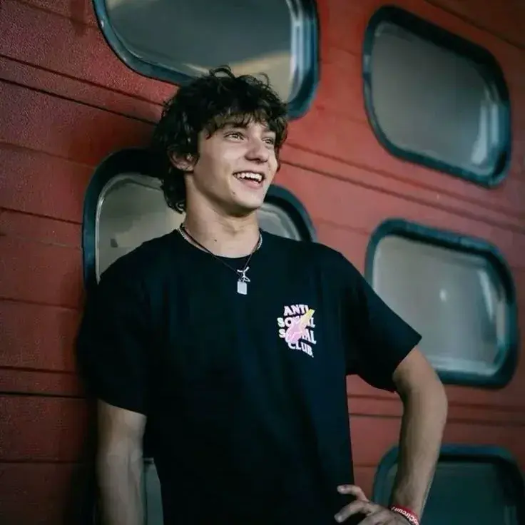 LavishPast1206의 Luca Rossi