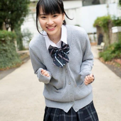 山岡ゆき