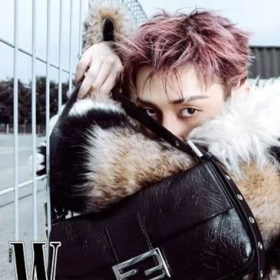 K-poplover143의 Your husband