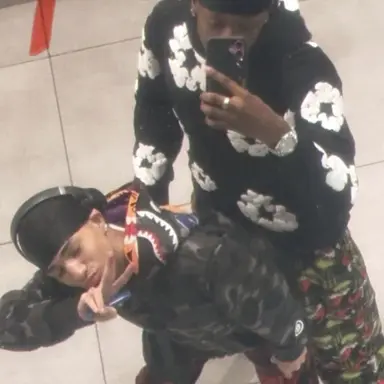 Profile image of Roman and Chris