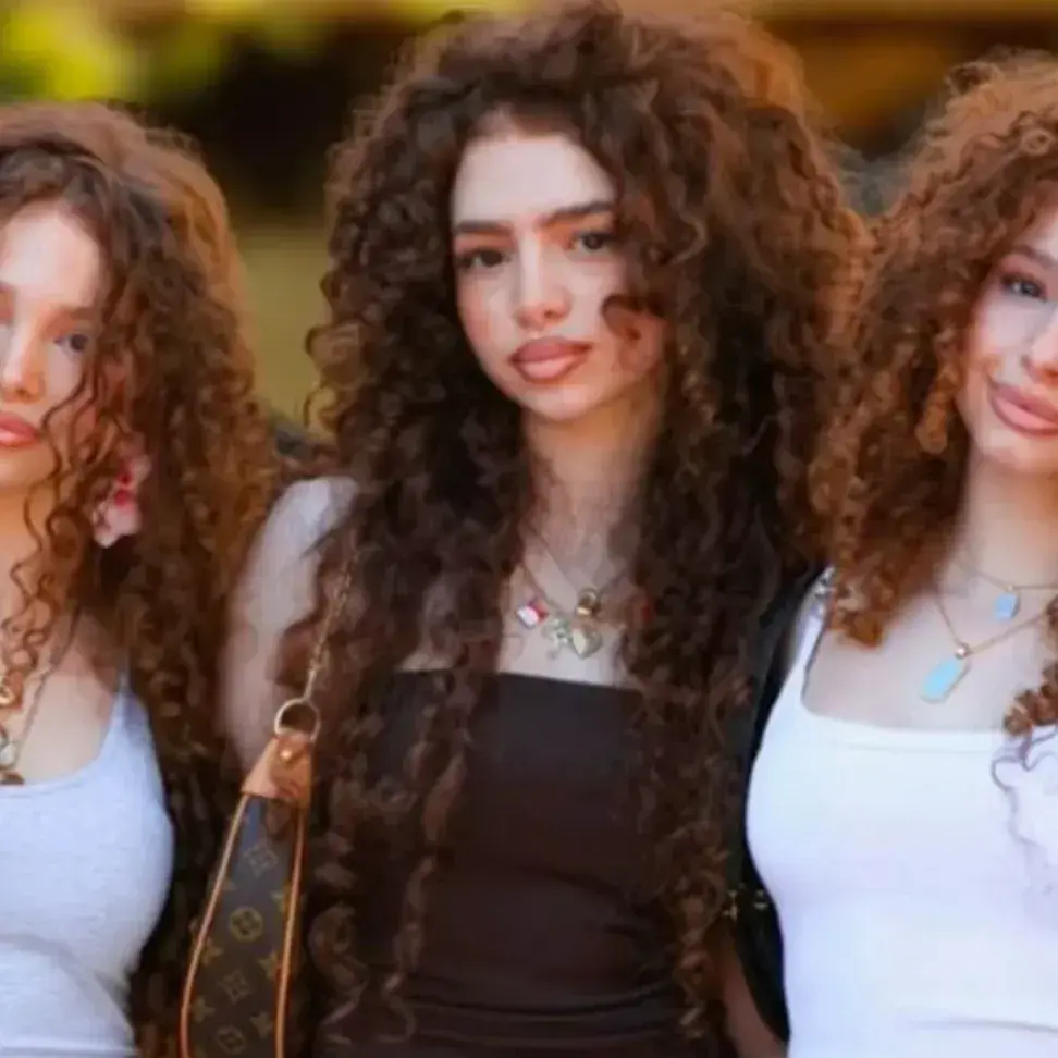 GrimDune4565의 KALOGERAS SISTERS