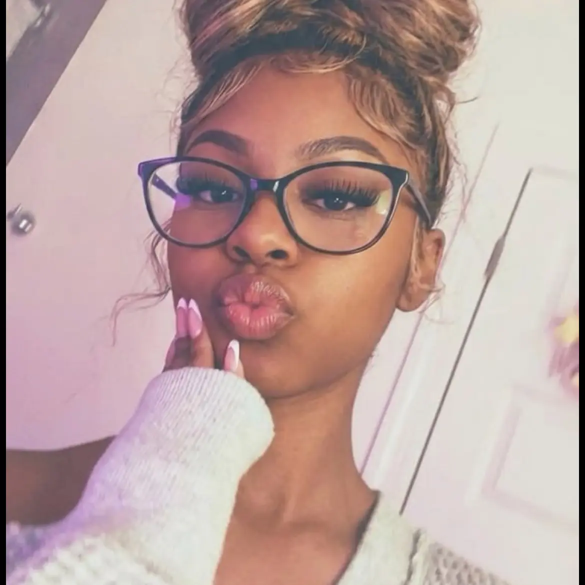Thatgurl_leah의 Ġħěțťó Şċħóòļ Ļóvê