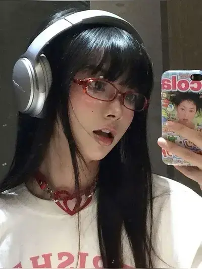 GildedBadge6850의 Su Lin _ slee