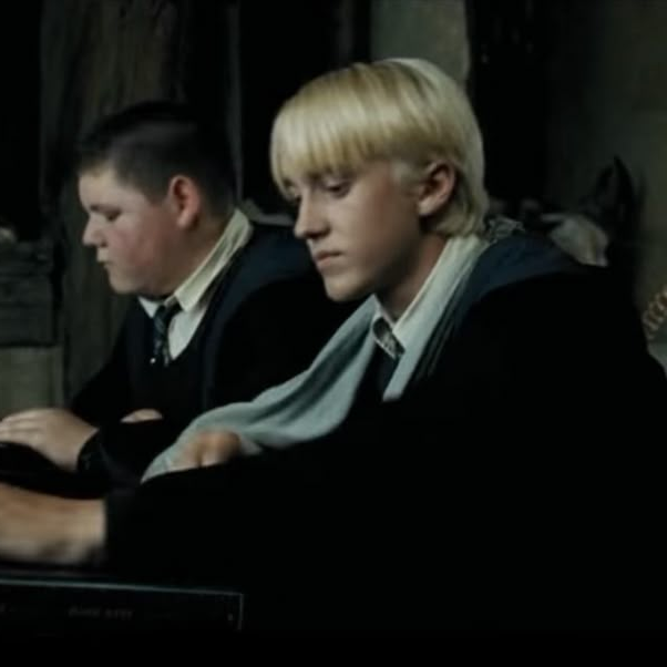 Draco Malfoy 대표 이미지