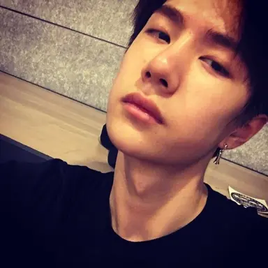 Profile image of Yibo