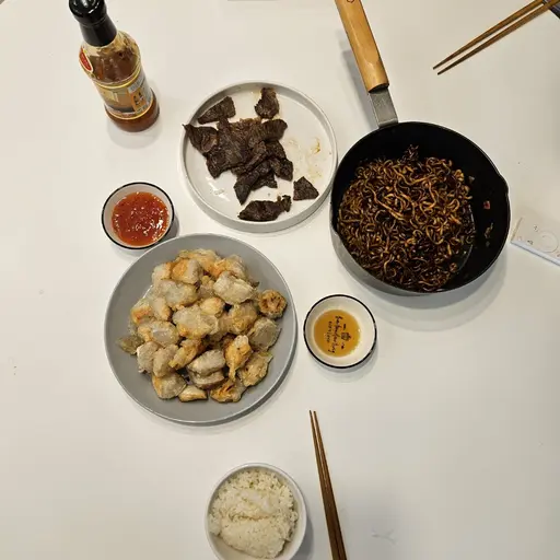 StormyHuman8438의 엄마